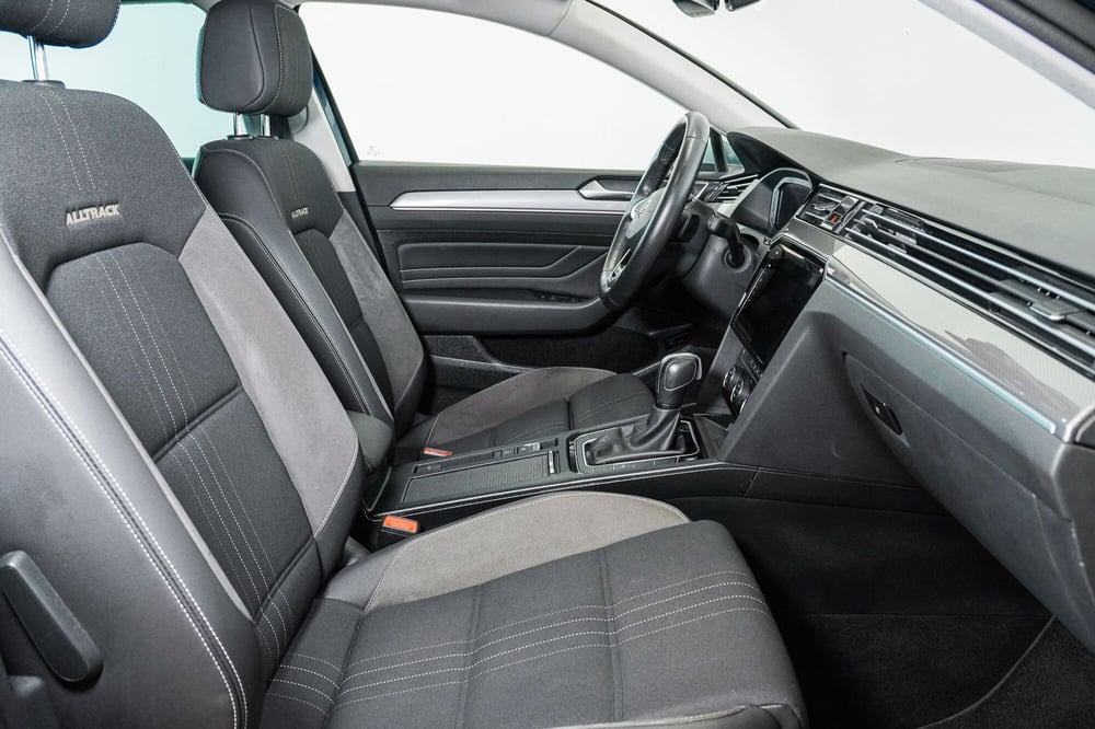 Volkswagen Passat Variant usata a Perugia (11)