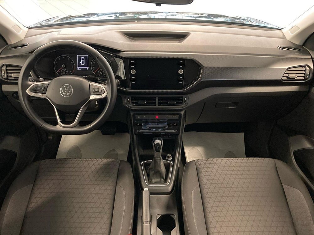 Volkswagen T-Cross usata a Brescia (13)