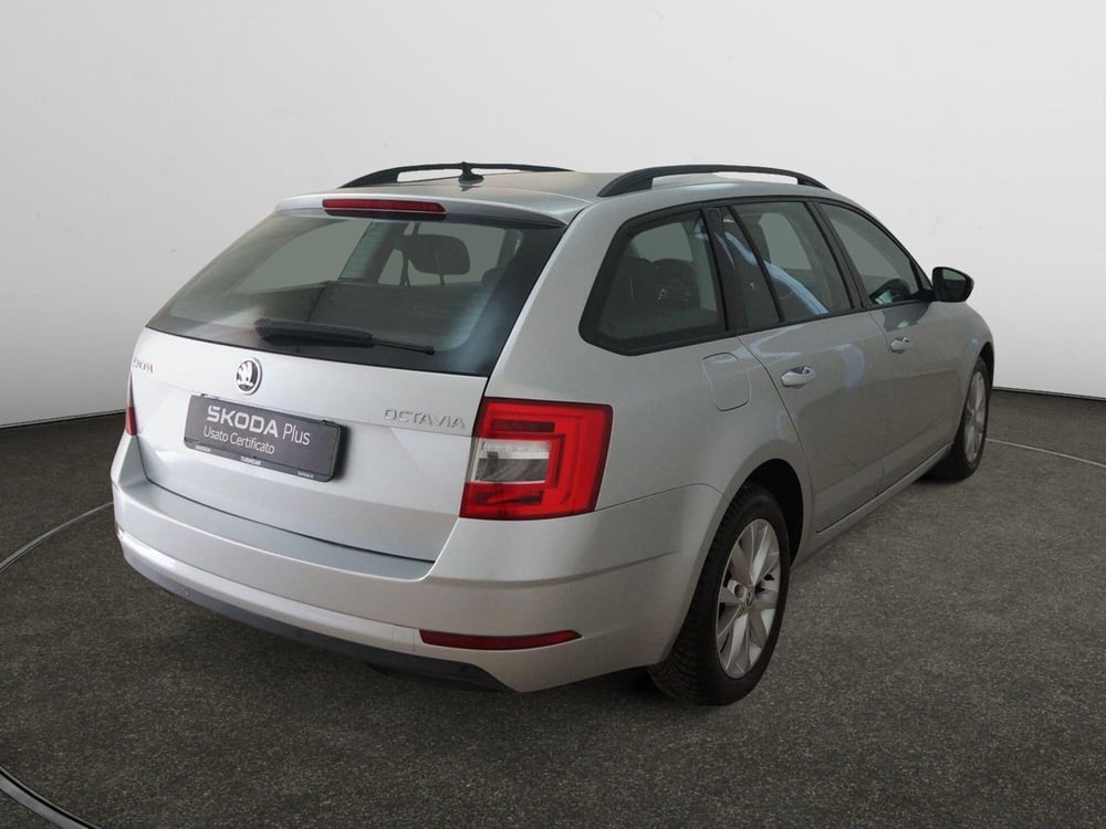 Skoda Octavia Station Wagon usata a Torino (6)