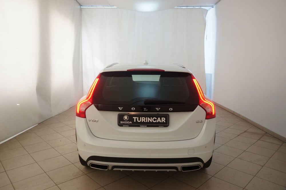 Volvo V60 Cross Country usata a Torino (11)