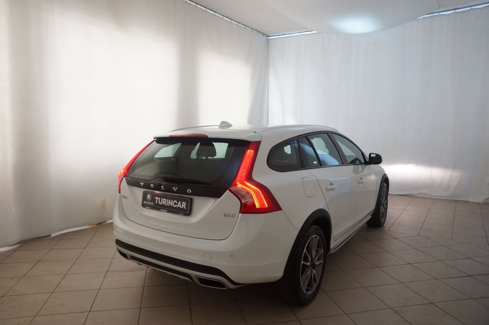 Volvo V60 Cross Country usata a Torino (12)
