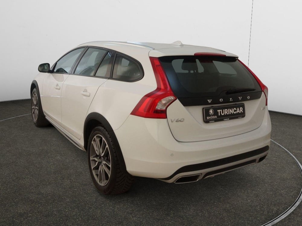 Volvo V60 Cross Country usata a Torino (4)