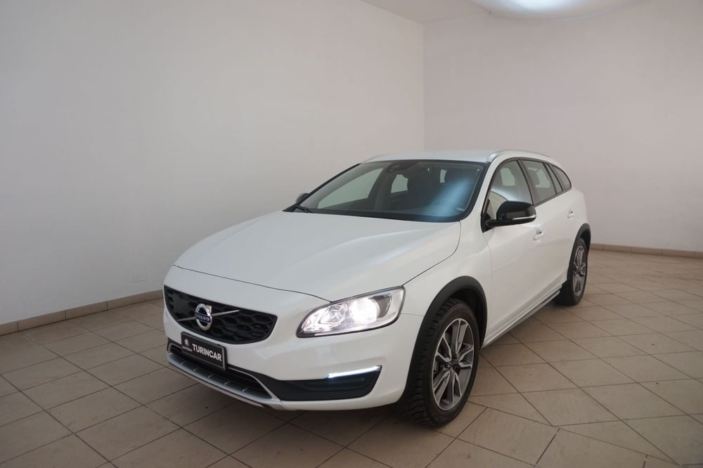 Volvo V60 Cross Country usata a Torino (9)