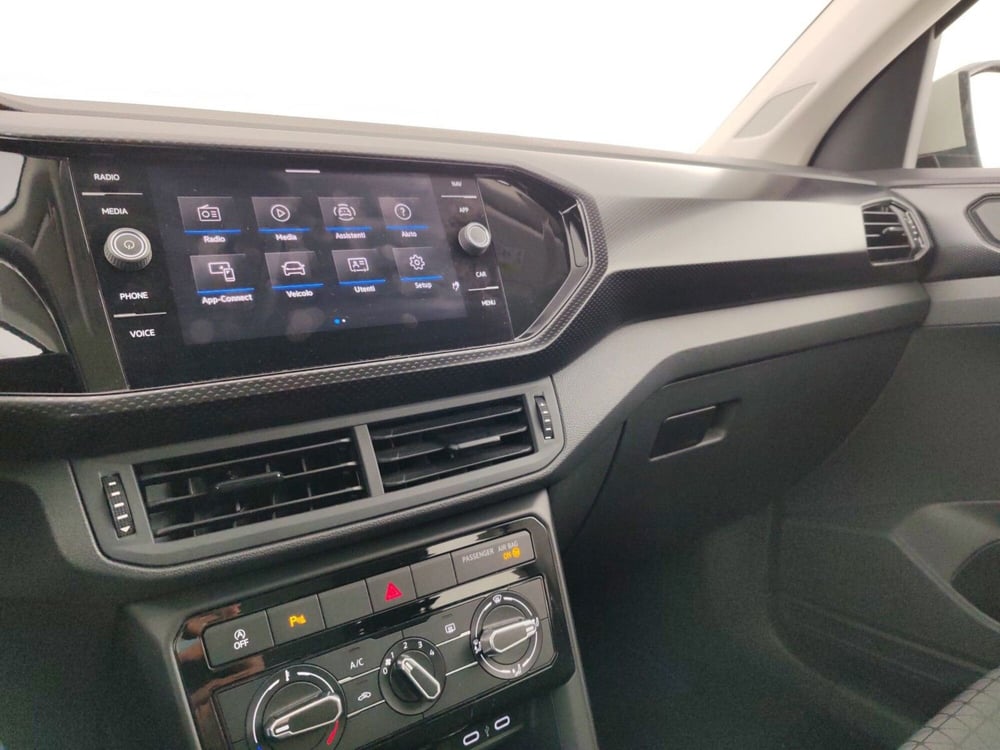 Volkswagen T-Cross usata a Massa-Carrara (12)