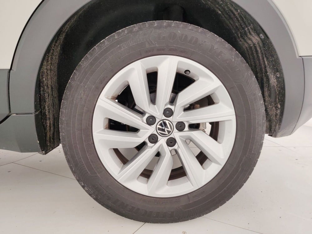 Volkswagen T-Cross usata a Massa-Carrara (6)