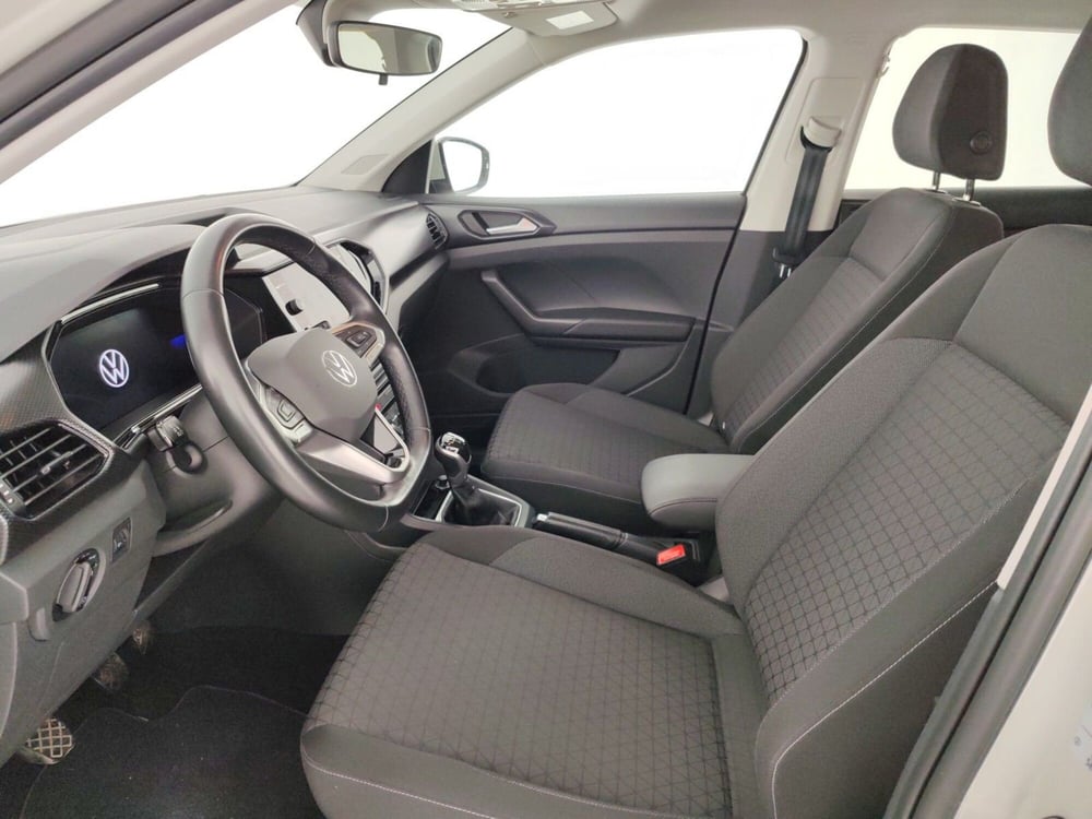 Volkswagen T-Cross usata a Massa-Carrara (7)