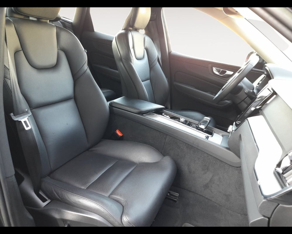 Volvo XC60 usata a Ravenna (15)