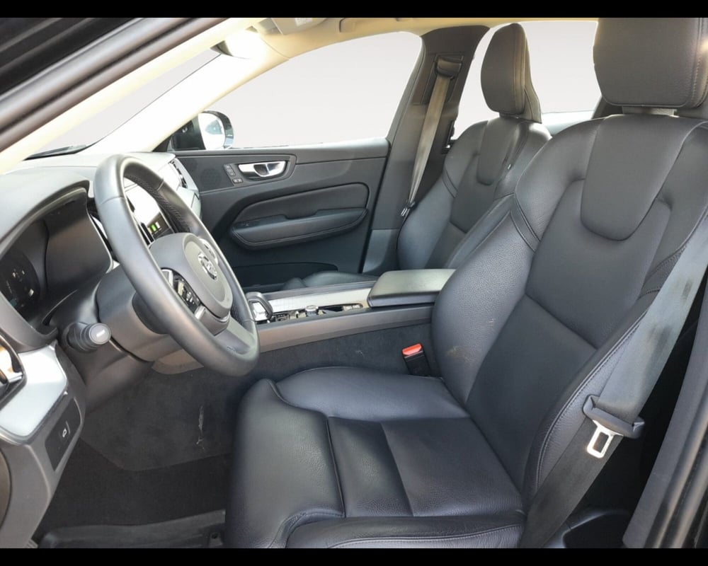 Volvo XC60 usata a Ravenna (9)