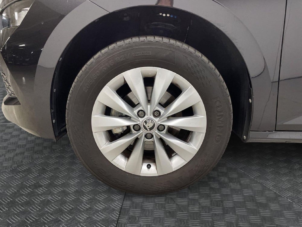 Skoda Kamiq usata a Varese (7)
