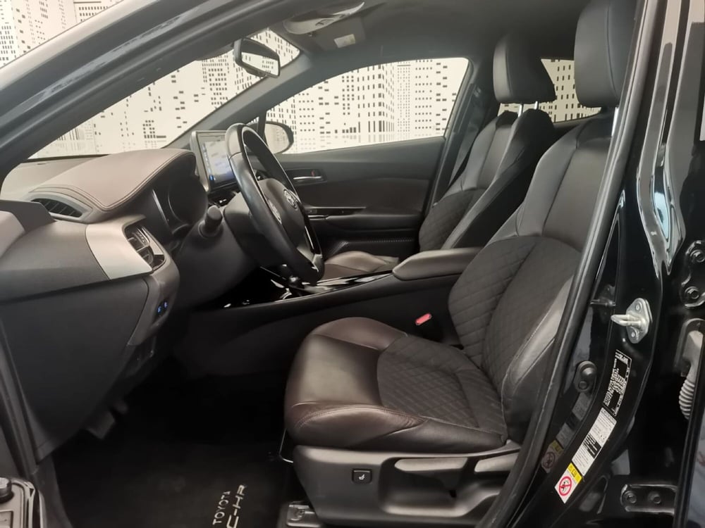 Toyota Toyota C-HR usata a Bergamo (12)