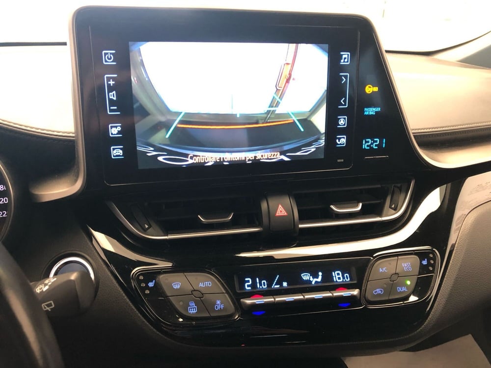 Toyota Toyota C-HR usata a Bergamo (15)