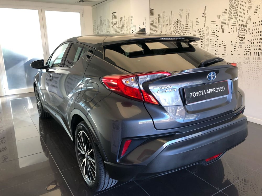 Toyota Toyota C-HR usata a Bergamo (3)