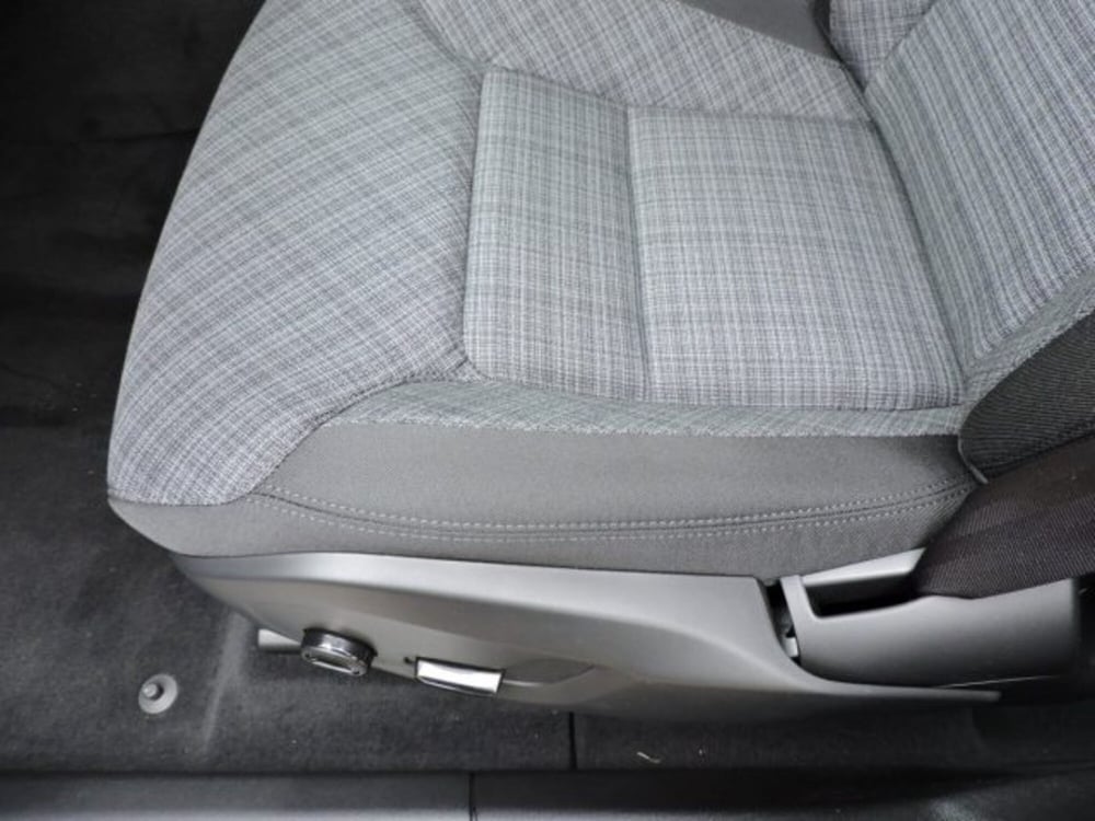 Volvo XC60 nuova a Firenze (19)