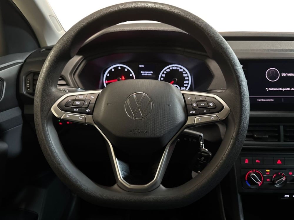 Volkswagen T-Cross usata a Prato (10)