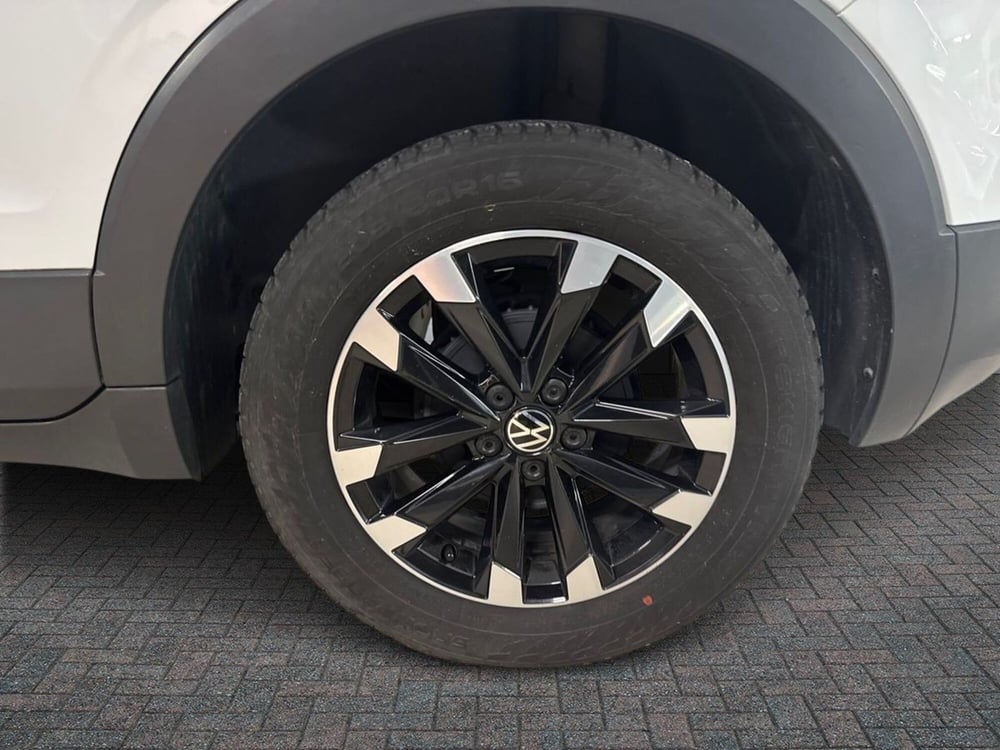 Volkswagen T-Cross usata a Prato (6)