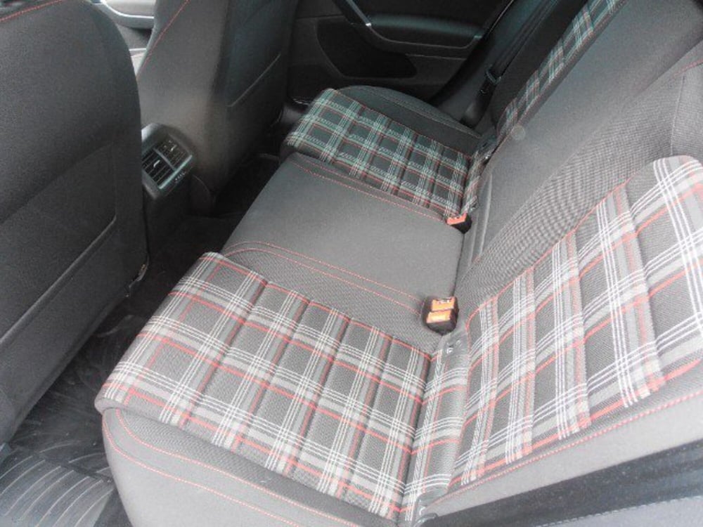 Volkswagen Golf usata a Livorno (10)