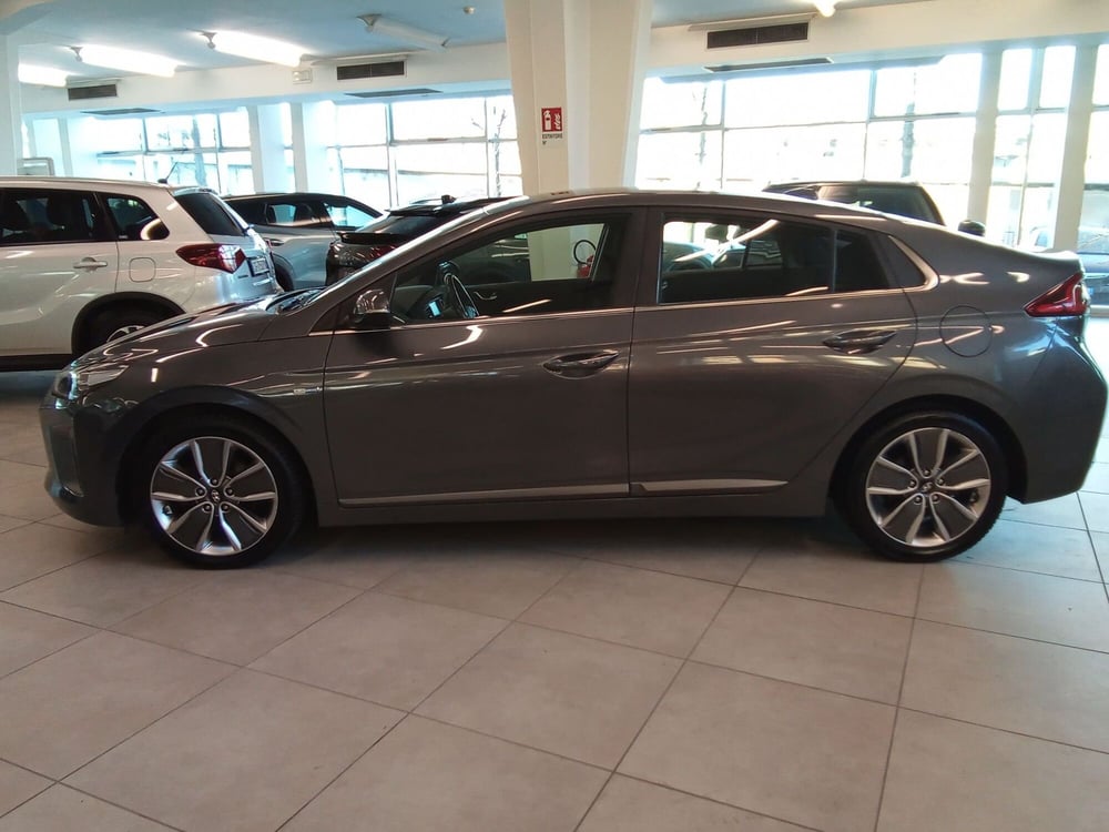 Hyundai Ioniq usata a Rimini (5)