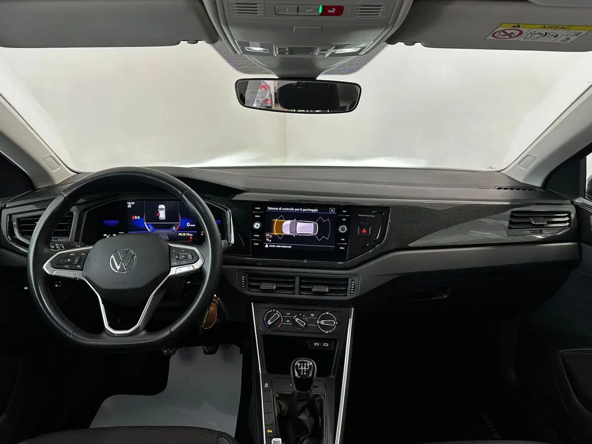 Volkswagen Taigo usata a L'Aquila (11)