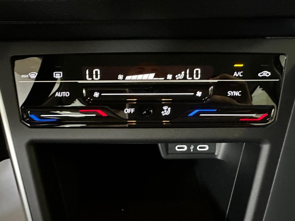 Volkswagen Polo usata a L'Aquila (16)