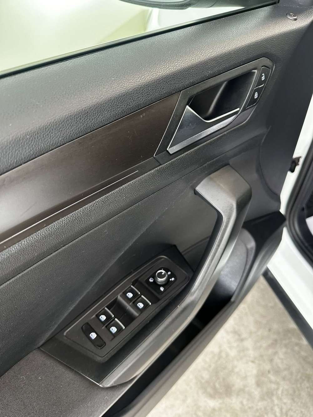 Volkswagen T-Roc usata a L'Aquila (9)