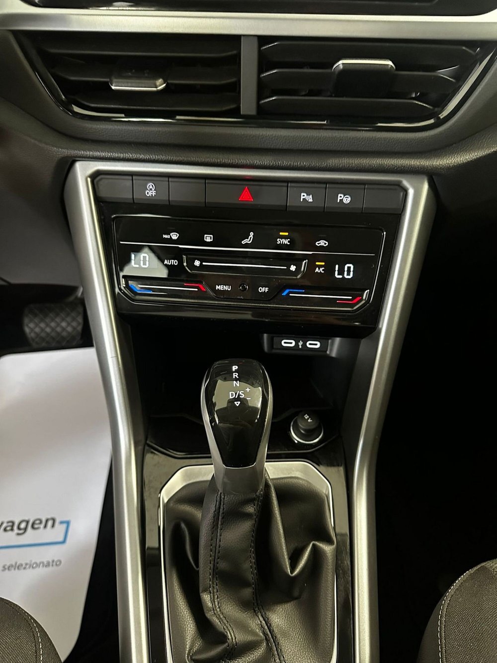 Volkswagen T-Roc usata a L'Aquila (16)