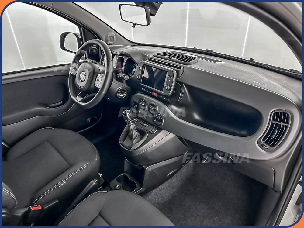 Fiat Panda Cross usata a Milano (13)