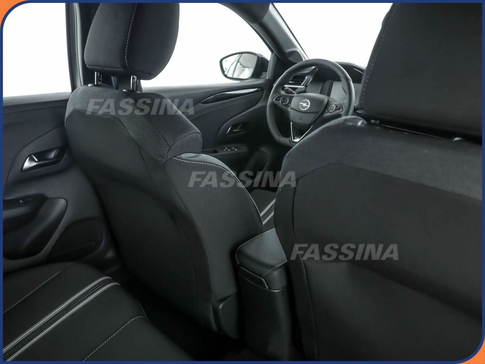 Opel Corsa usata a Milano (11)