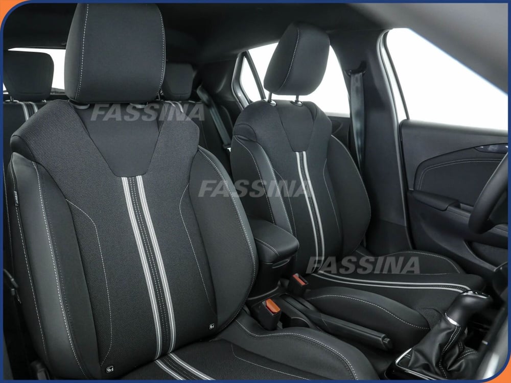 Opel Corsa usata a Milano (13)