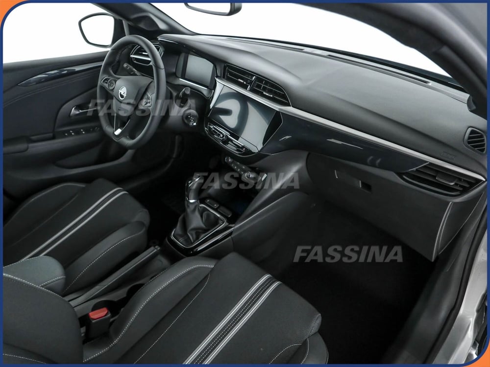 Opel Corsa usata a Milano (14)