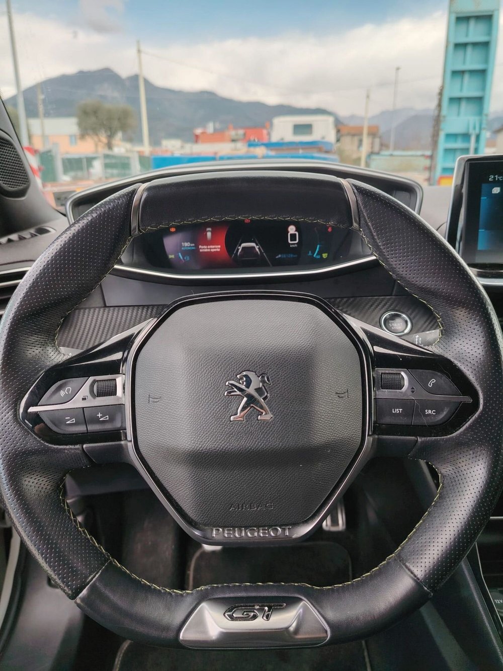 Peugeot 2008 usata a Massa-Carrara (20)