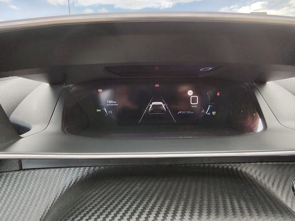 Peugeot 2008 usata a Massa-Carrara (9)