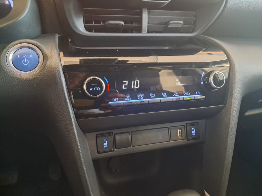 Toyota Yaris Cross usata a Cagliari (20)