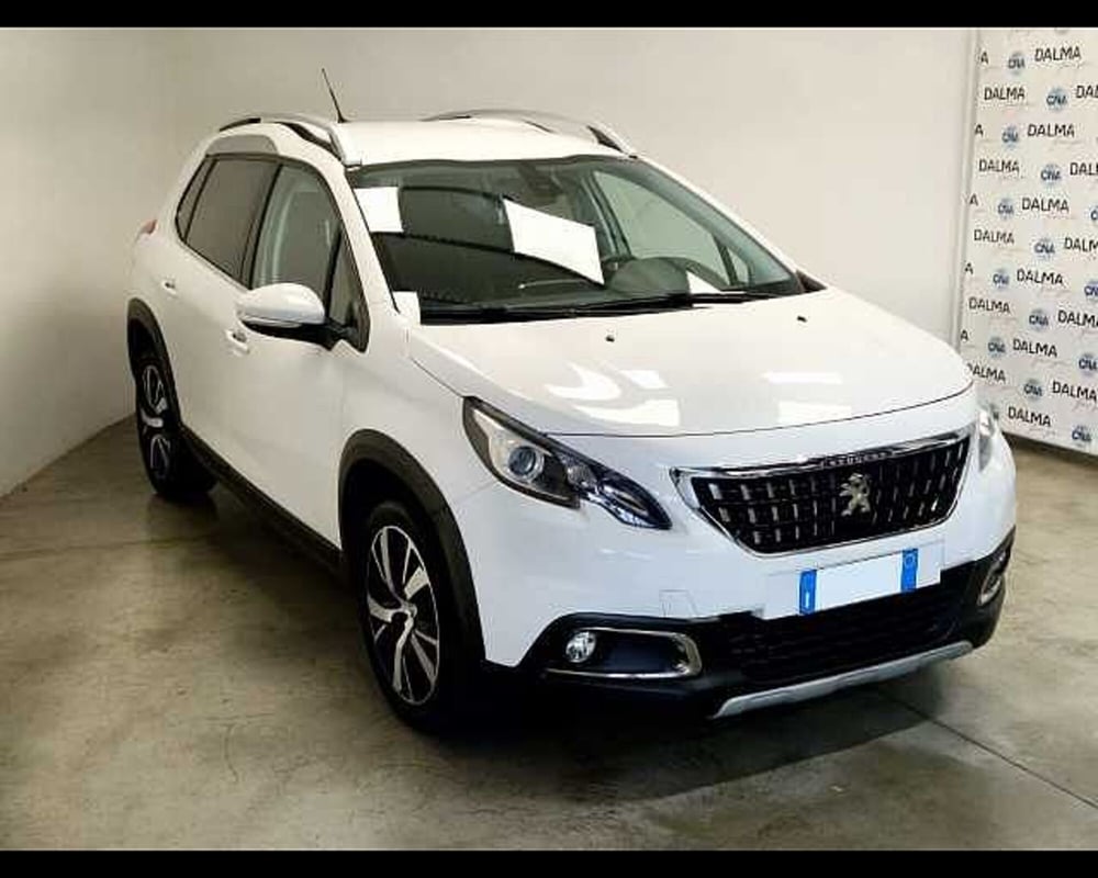 Peugeot 2008 usata a Milano (17)