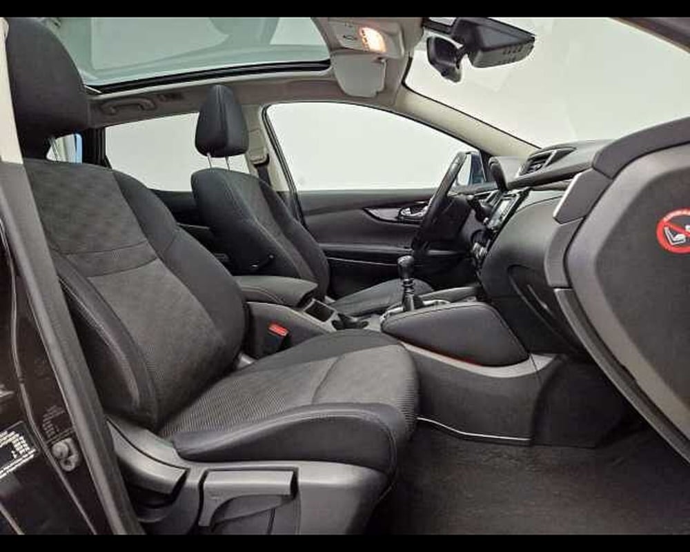 Nissan Qashqai usata a Milano (12)