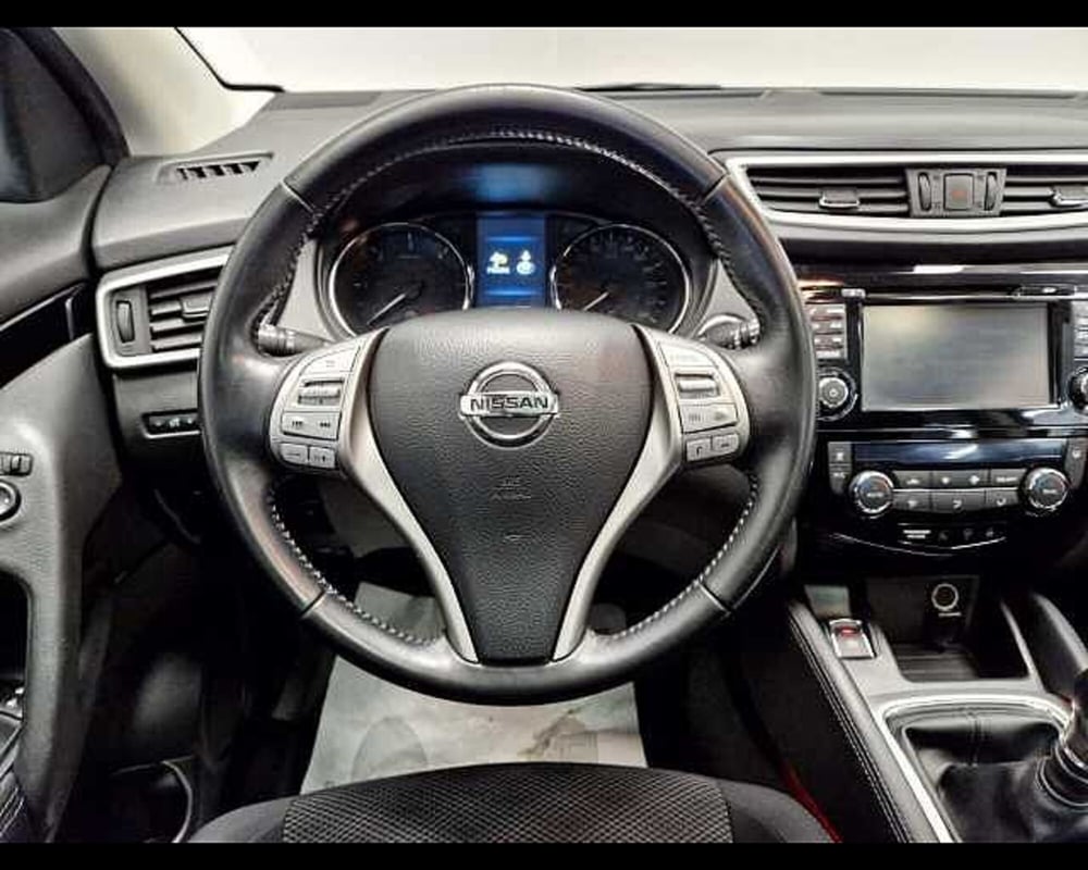 Nissan Qashqai usata a Milano (8)