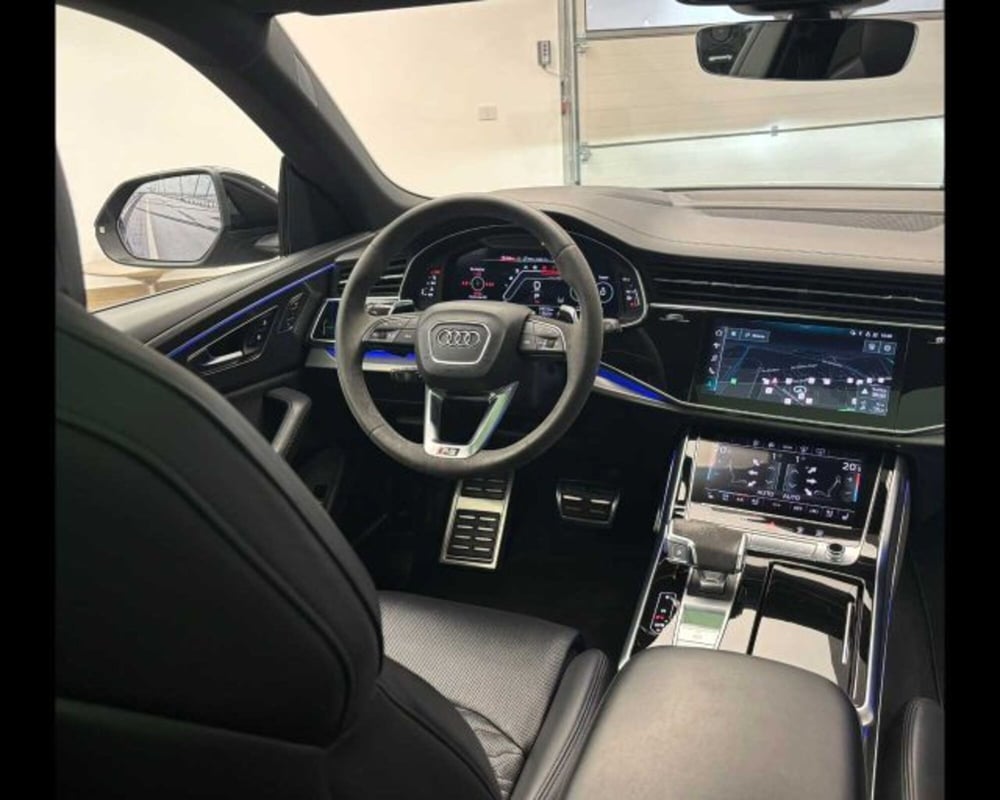 Audi RS Q8 usata a Bologna (12)