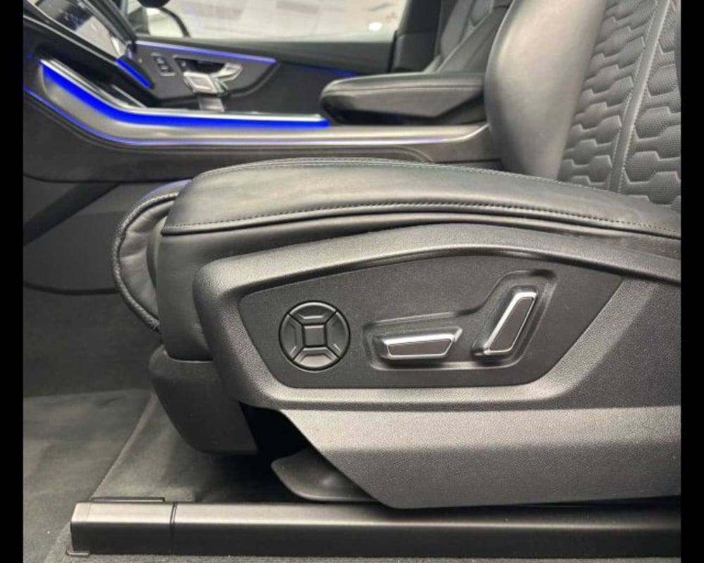 Audi RS Q8 usata a Bologna (13)
