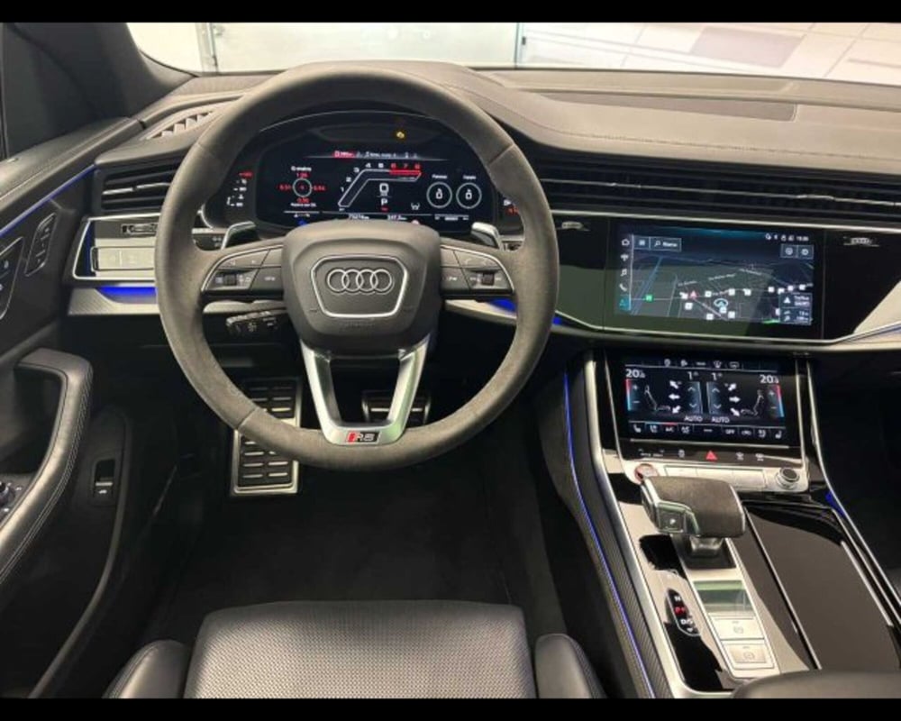 Audi RS Q8 usata a Bologna (19)