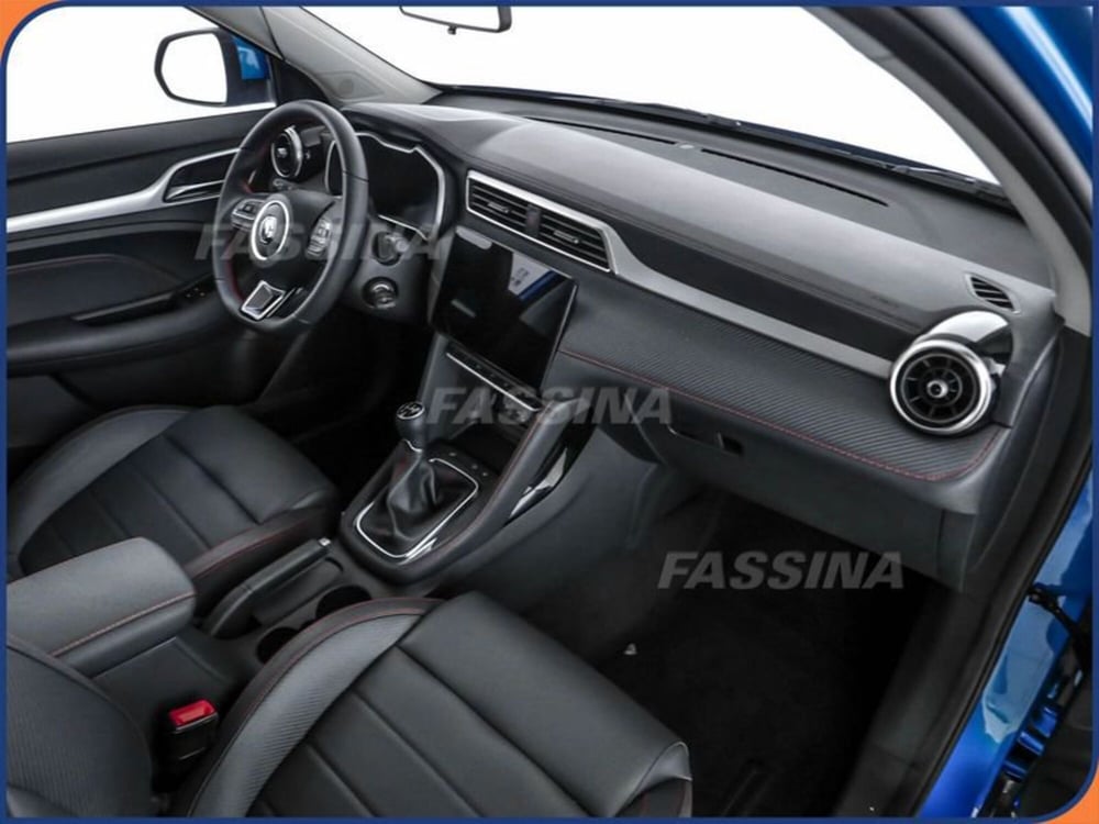 Mg ZS nuova a Milano (14)