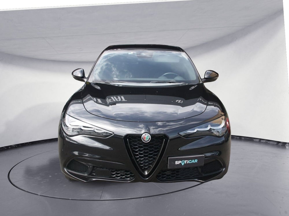 Alfa Romeo Stelvio usata a Catania (3)