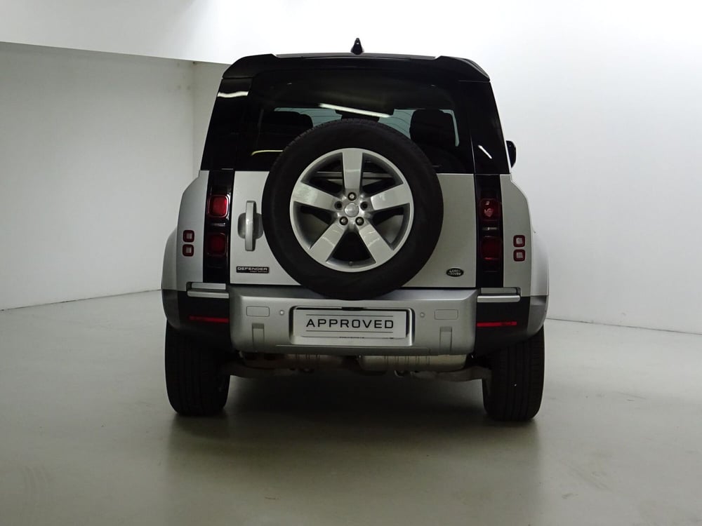 Land Rover Defender usata a Como (8)