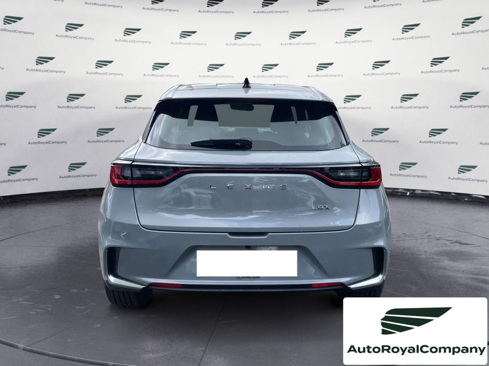 Lexus LBX usata a Roma (4)