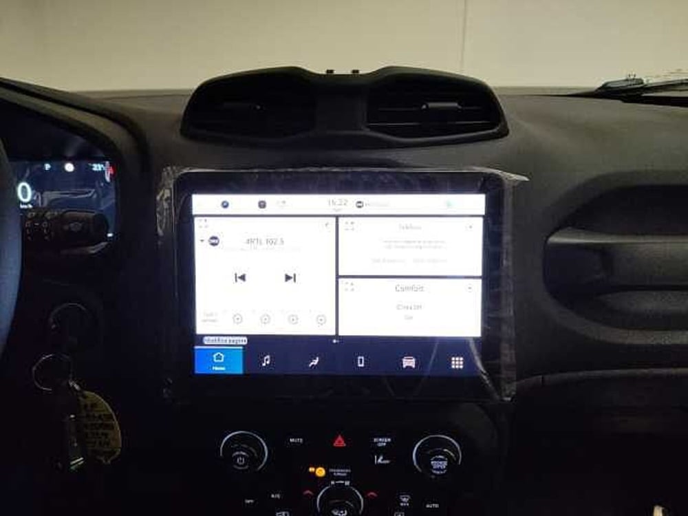 Jeep Renegade nuova a Teramo (19)