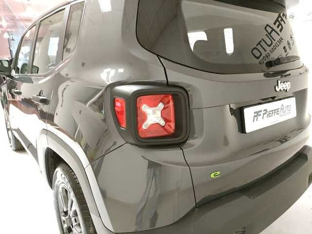Jeep Renegade nuova a Teramo (9)