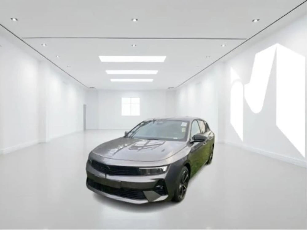 Opel Astra Station Wagon nuova a Latina (3)