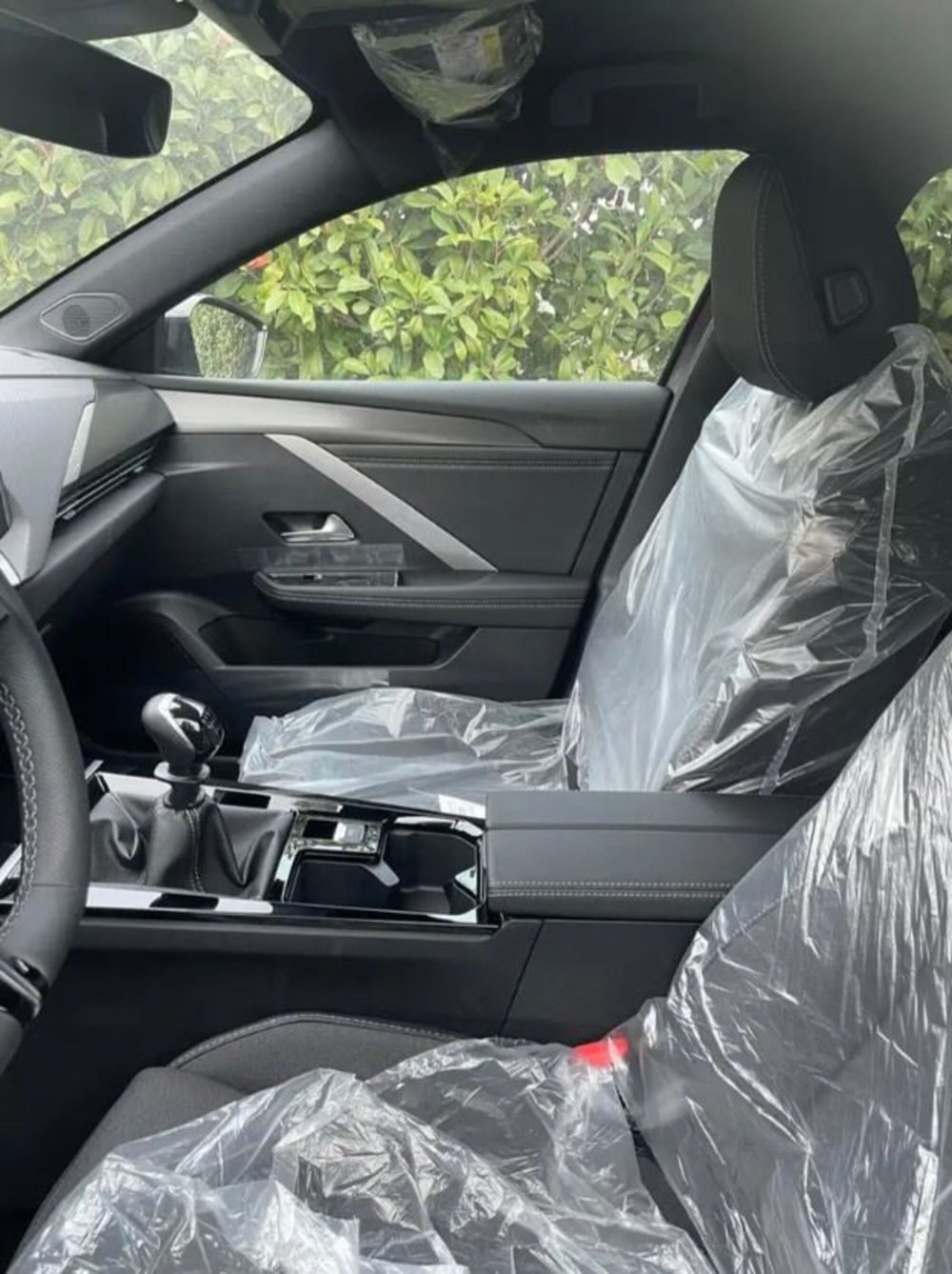 Opel Astra Station Wagon nuova a Latina (5)