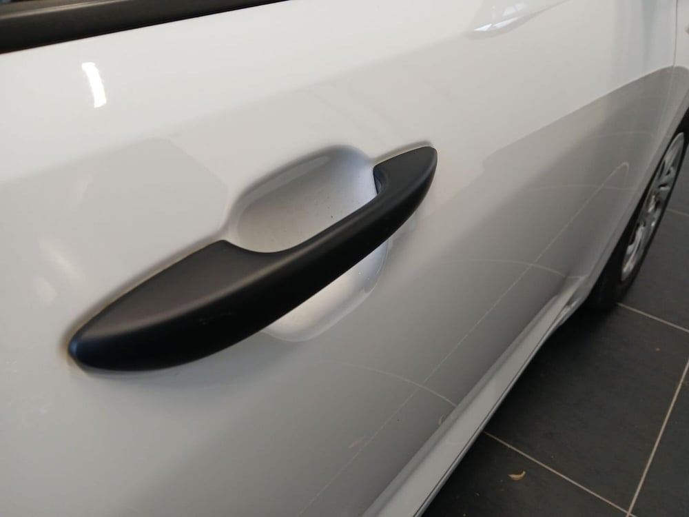 Hyundai i10 usata a Latina (9)