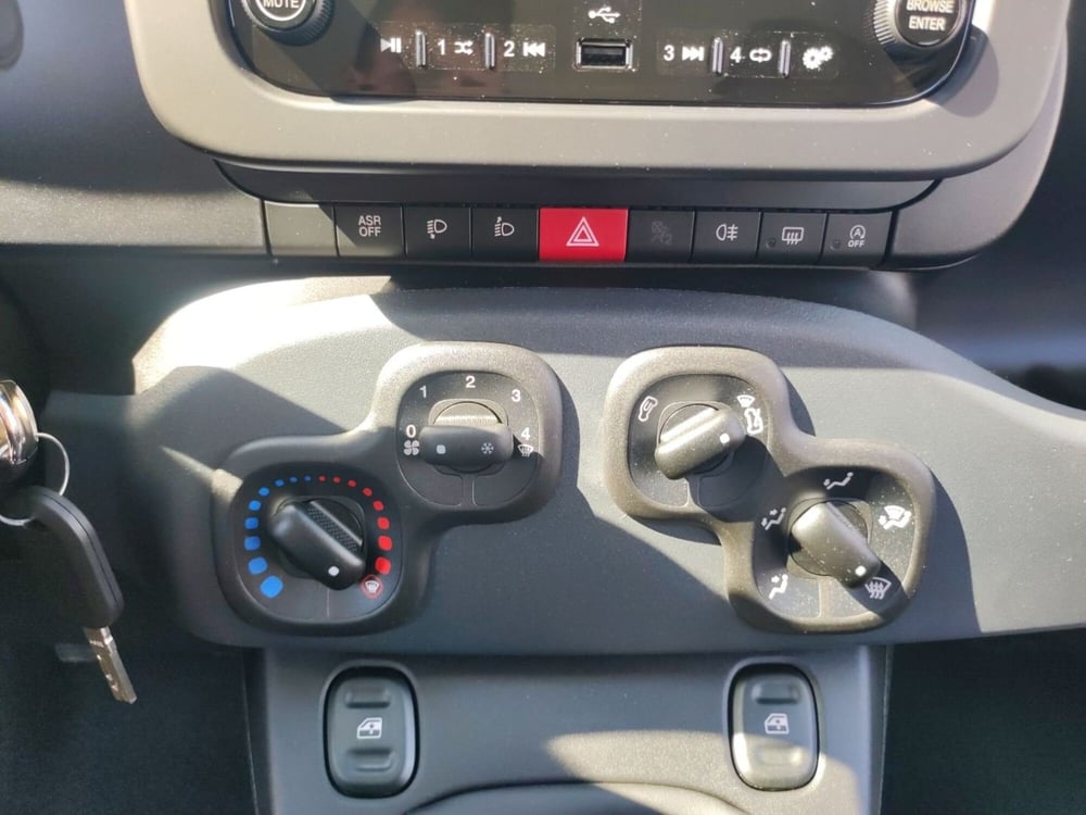 Fiat Panda nuova a Roma (18)