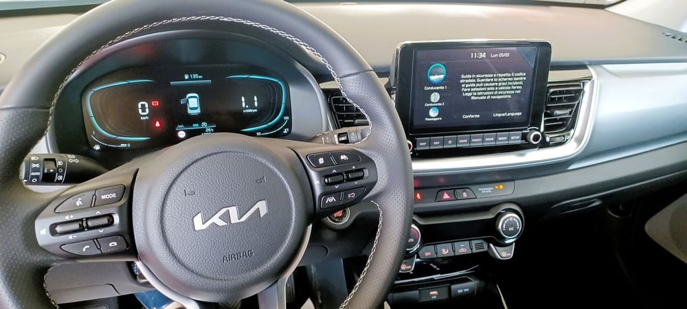 Kia Stonic usata a Messina (3)