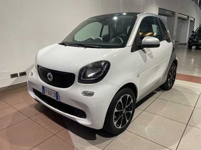 smart Fortwo 1000 52 kW coup&eacute; passion del 2015 usata a Genova